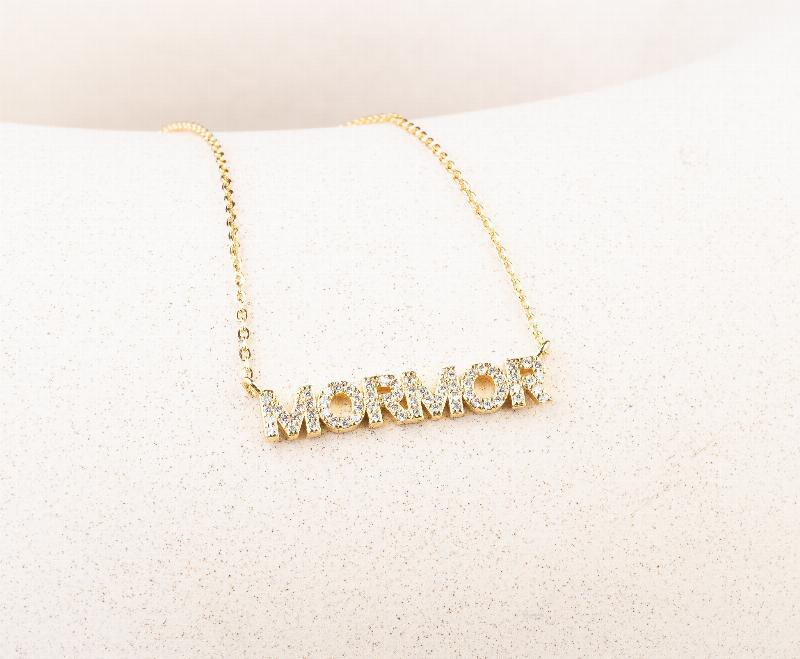 Forgyldt Halskæde med Mormor-design