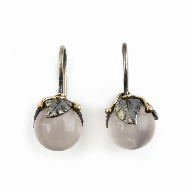 By Birdie Urban Leaf Dråber i Rosenkvarts Øreringe