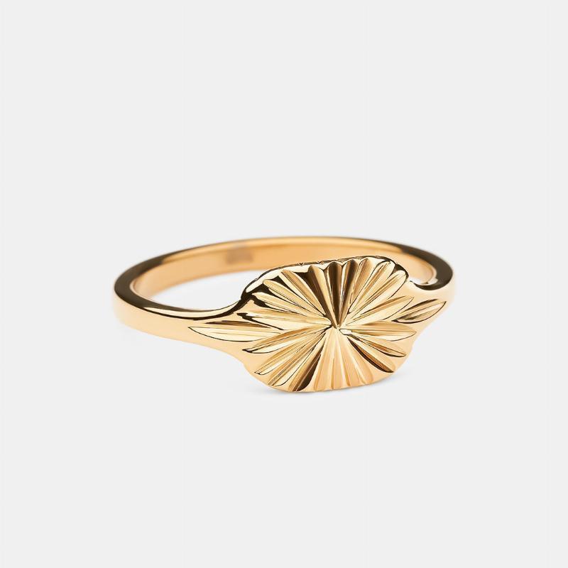 Solsignetring i oval form 18k guldbelagt