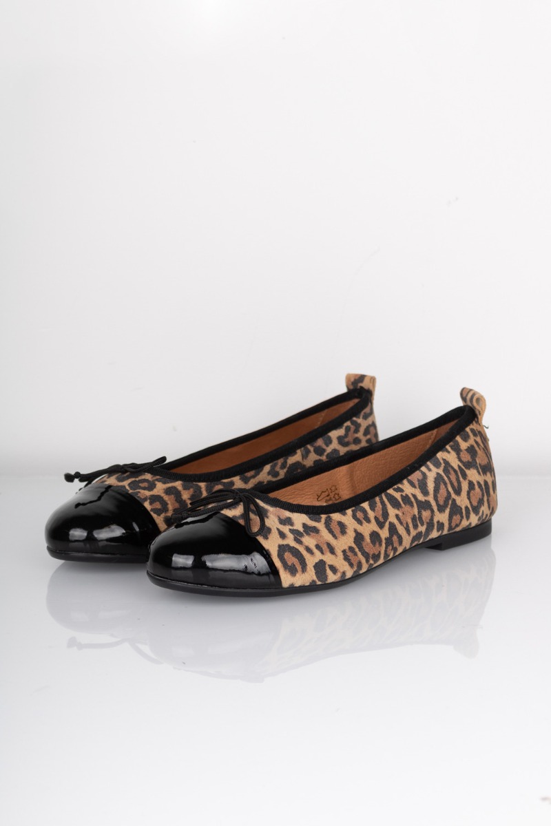 Pavement - Ballerina - Lucy - Leopatent Toe Cap
