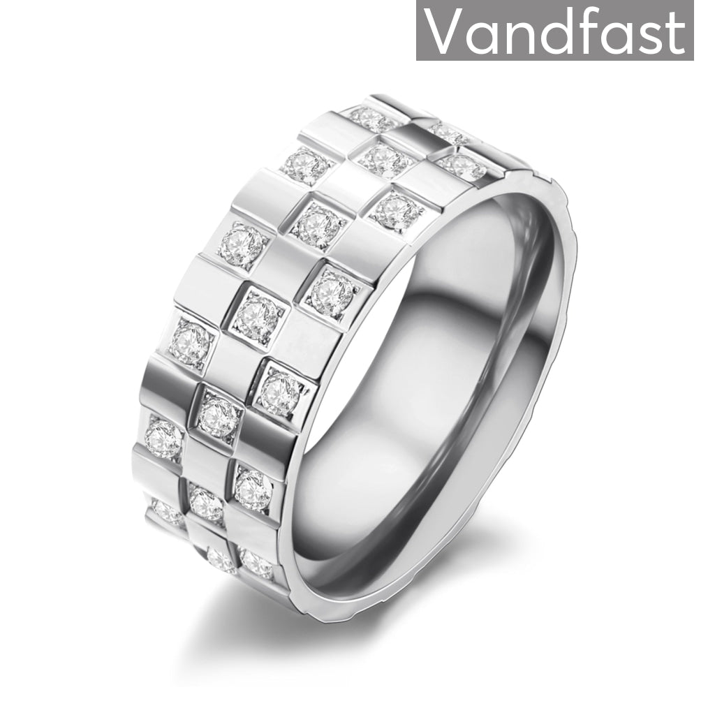 Annebrauner Chess Hvid Ring – Elegant og Vandfast Smykke