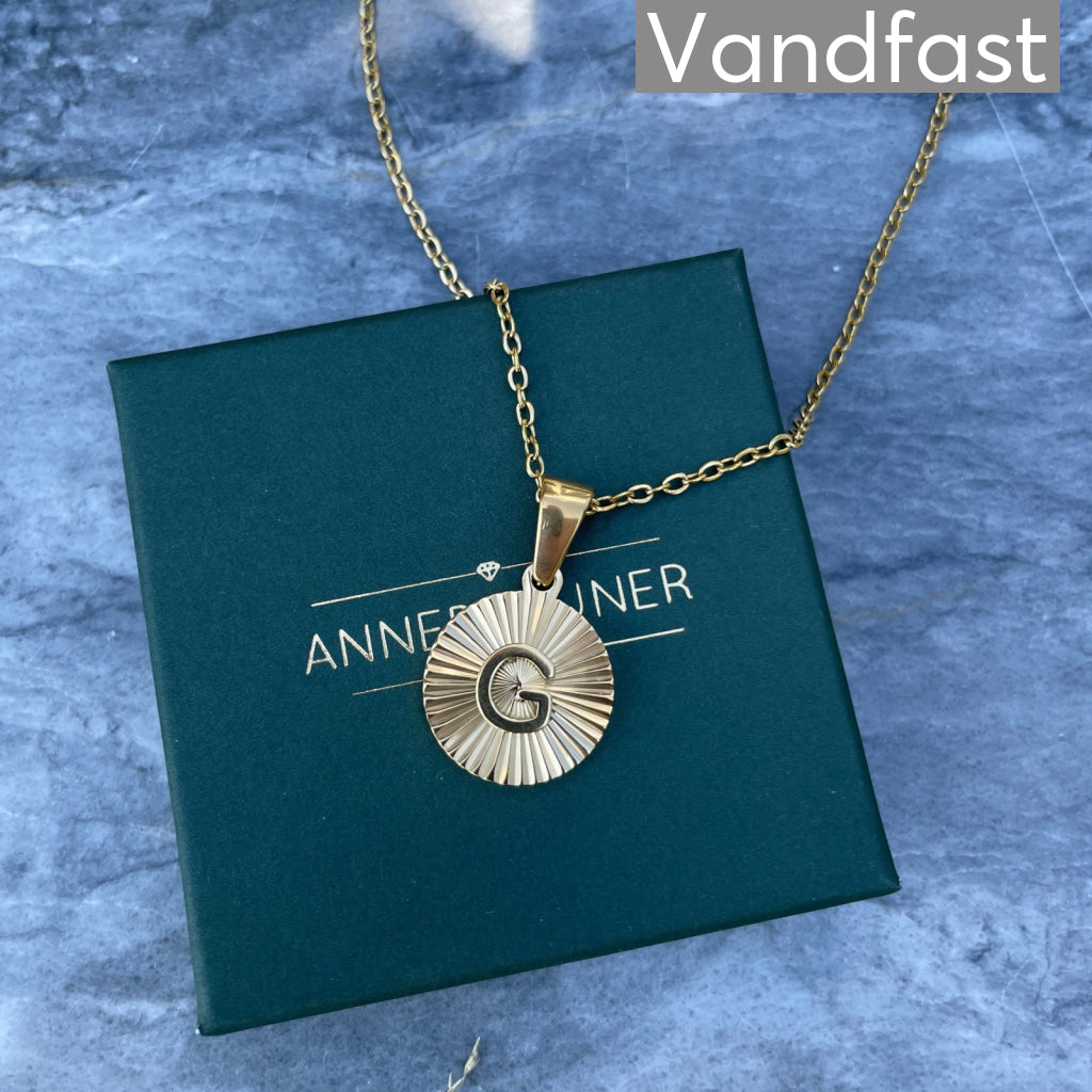 Annebrauner Solstråle Bogstav Halskæde - 18K Guldbelagt