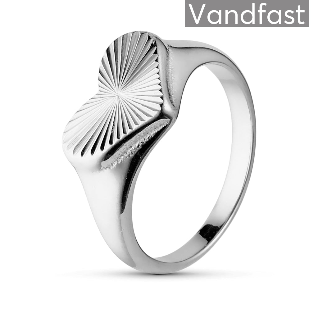 Annebrauner Solhjerte Ring - Eksklusivt Smykke med Symbolik