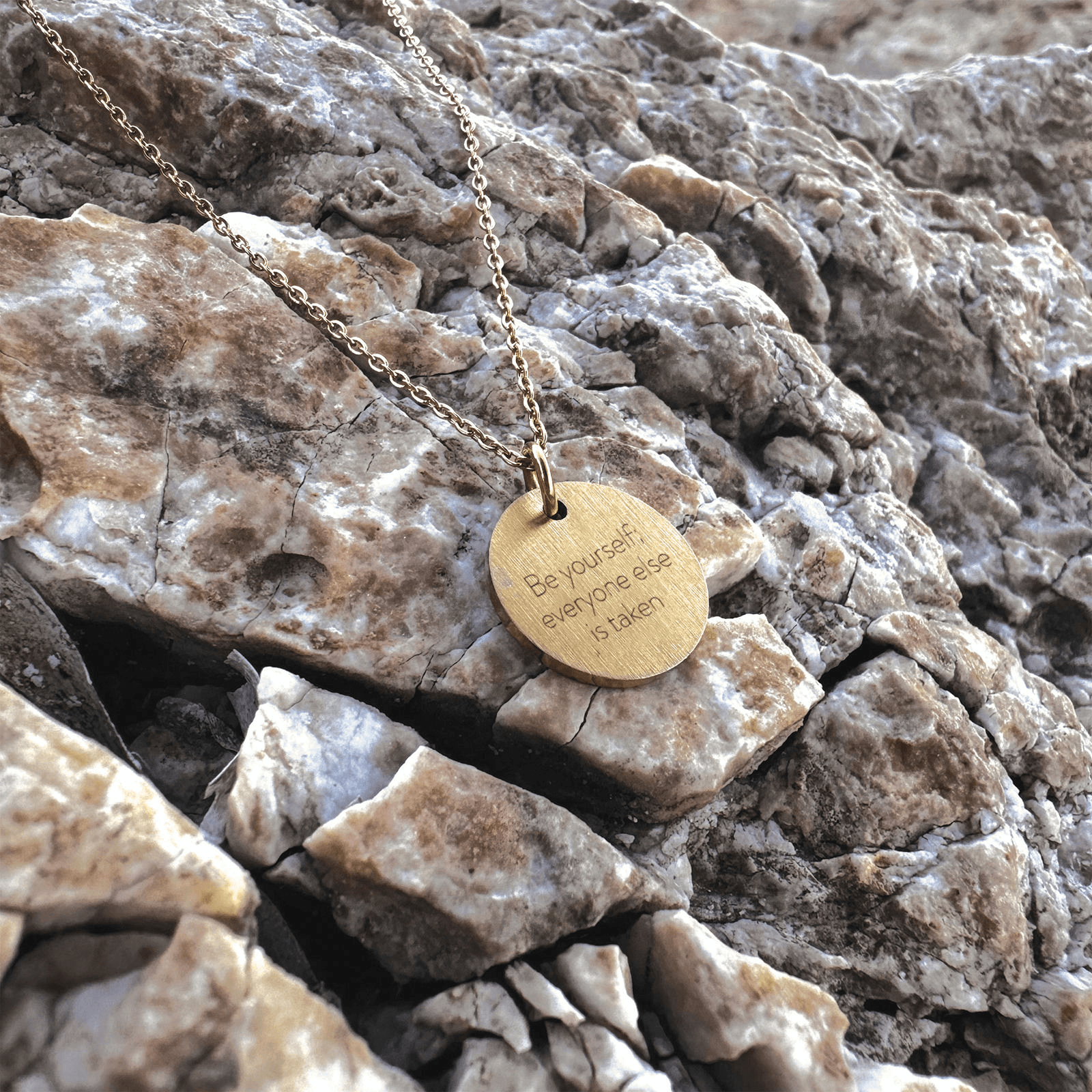 "Be Yourself Halskæde - Unik Gave i Smuk Æske"