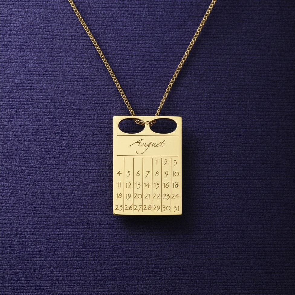 Dateplate Vedhæng Og Halskæde 70 Cm - 18 Karat Sterling Sølv Med Diamant