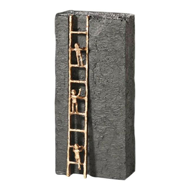 Bronzefigur Mod Toppen På Sort Sten 25 Cm Kunstner Kerstin Stark Firmagave 3495- Kr Super Smuk Til Til Pynt I Hjemmet
