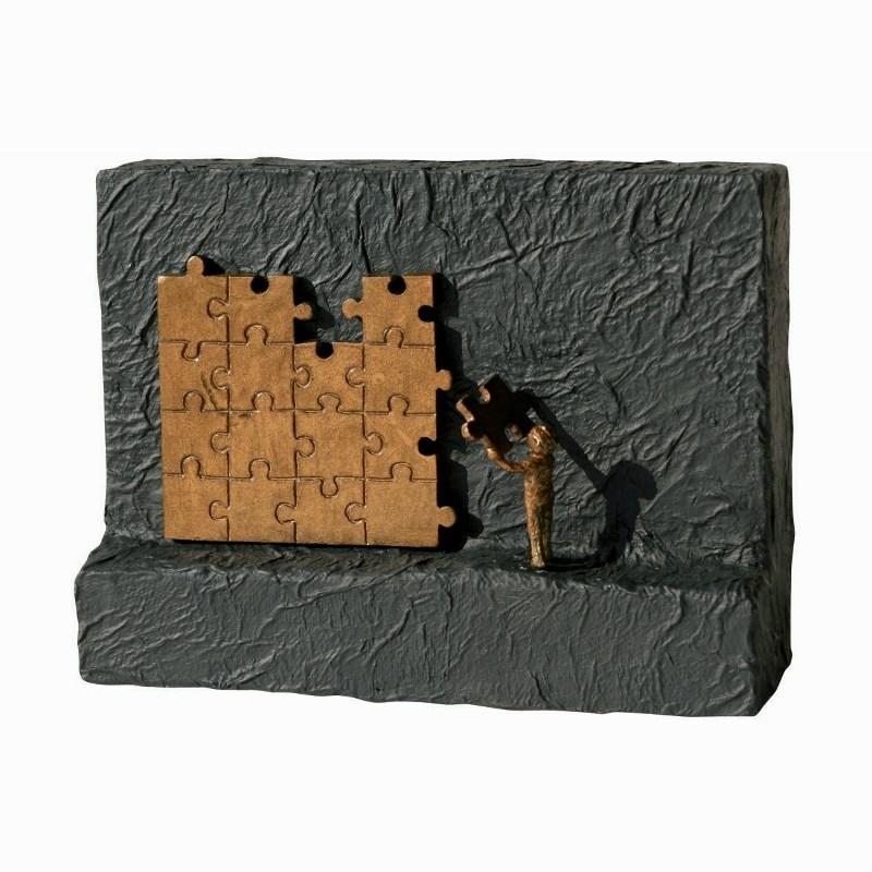 Bronzefigur Bidrage 14 Cm På Sort Sten Alletiders Gave Til Den Som Har Ydet En Ekstra Indsats