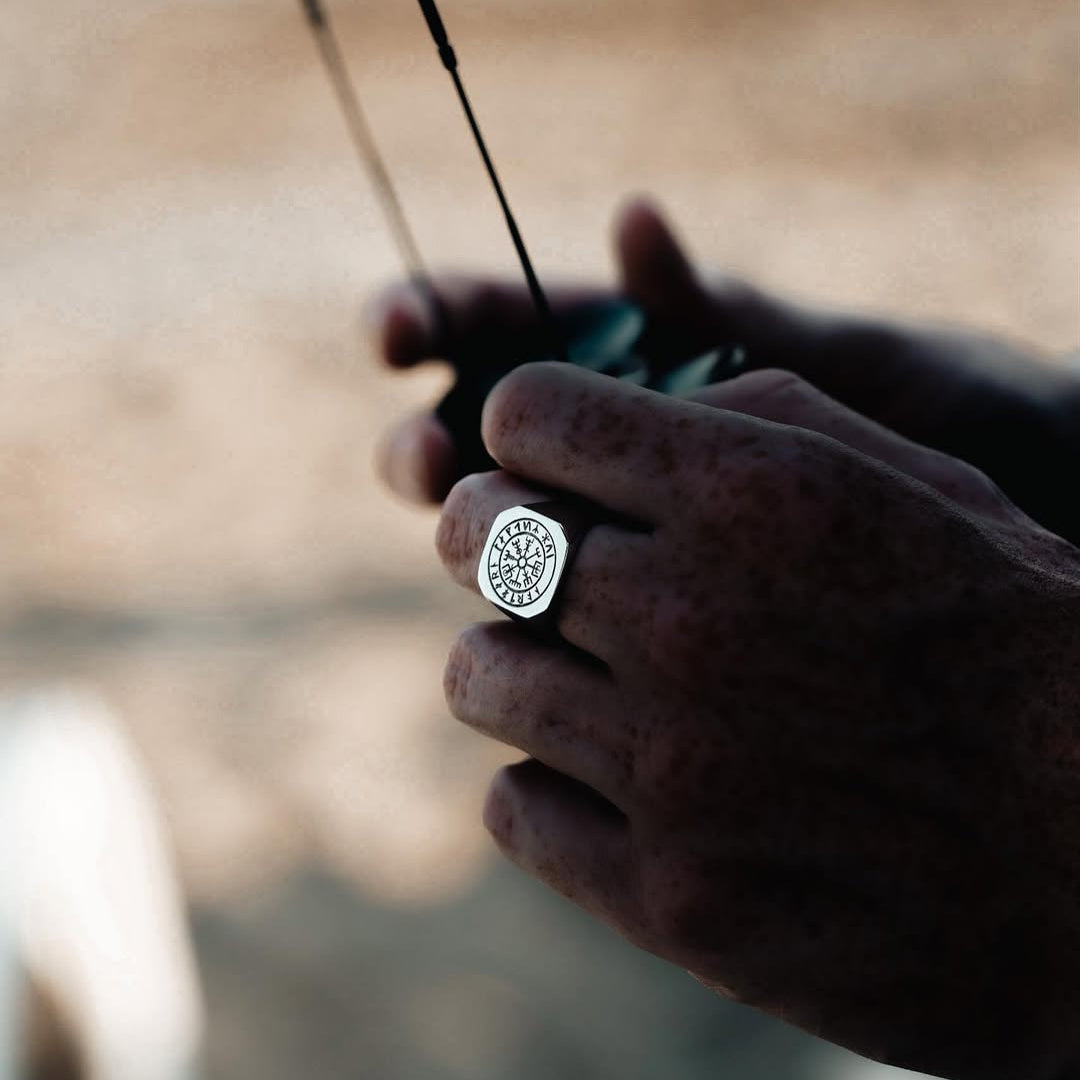 Vegvisir Oversize Signet Ring Sølv - Str 8 - Herre - Northern Legacy